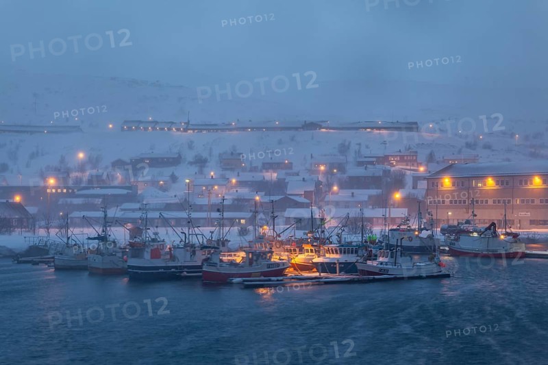 Harbour, ships, boats, snowstorm, wind, twilight, place, houses, illuminated, Batsfjord, Varanger Peninsula, Norway