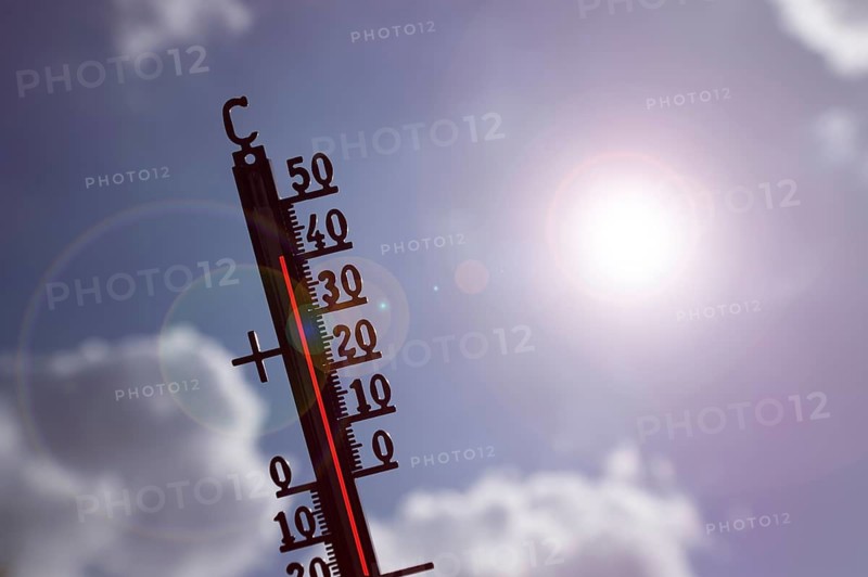 Symbolic image heat wave, thermometer in the sun, summer, climate change, temperature, record heat, heat, clouds, hot, Stuttgart, Baden-Württemberg, Germany