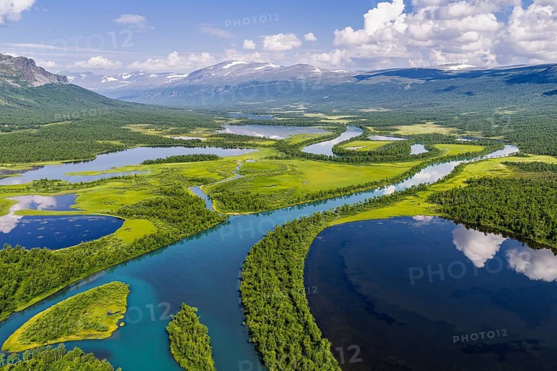 Aerial view of river Vistasjohka, branching river arms, turquoise colored river, Vistasvagge valley, Nikkaluokta, Norrland, Sweden