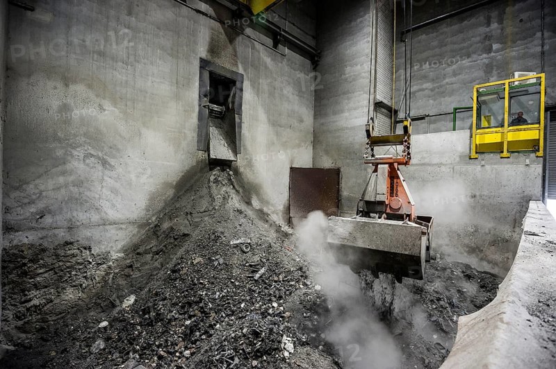 Garbage, household waste, waste separation, waste incineration, waste incineration plant, energy, TREA, Eschbach, Breisgau, Baden-Württemberg, Germany