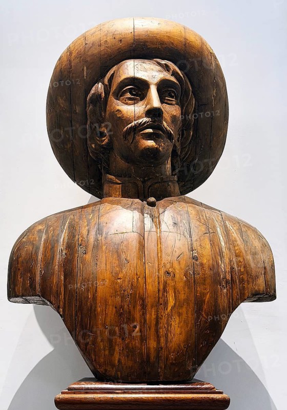 Wooden bust of Henry the Navigator in the Palácio da Bolsa, neoclassical style stock exchange, UNESCO World Heritage Site, Porto, Portugal
