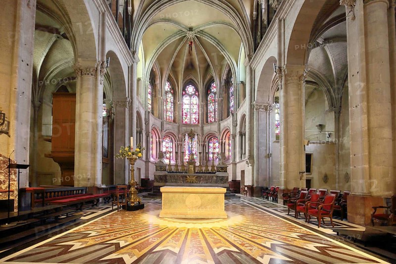 Interior view of the chancel of the Romanesque Cathedral of St. Jean, St. John's Church, Besançon, Doubs, France