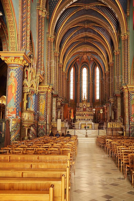 Interior view of Saint-Dame-du-Bon-Remède Abbey in Saint-Michel-de-Frigolet Abbey, pomp, crafts, columns, Provence, Alpilles, Tarascon, Bouches-du-Rhône, Provence, France