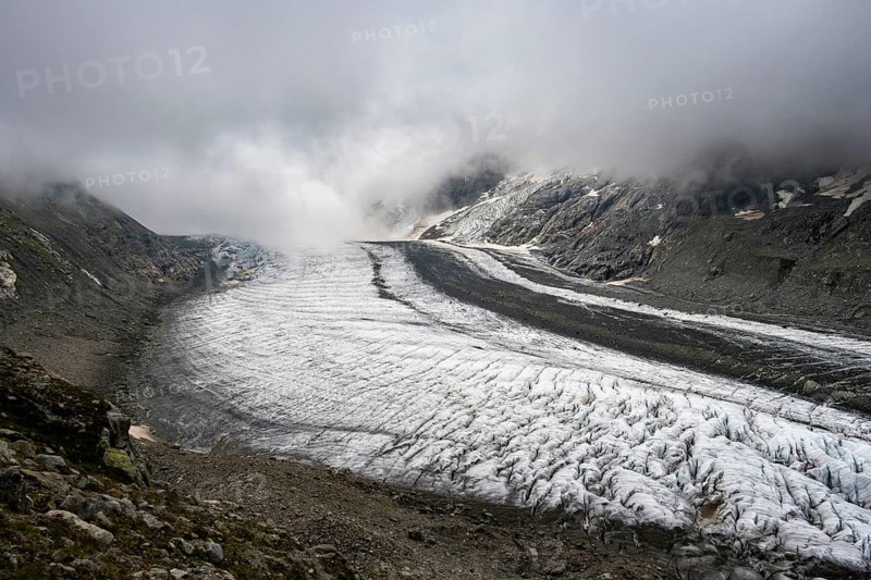 Dense clouds and glaciers Lower Arctic Sea, Bernese Alps, Bernese Oberland, Switzerland