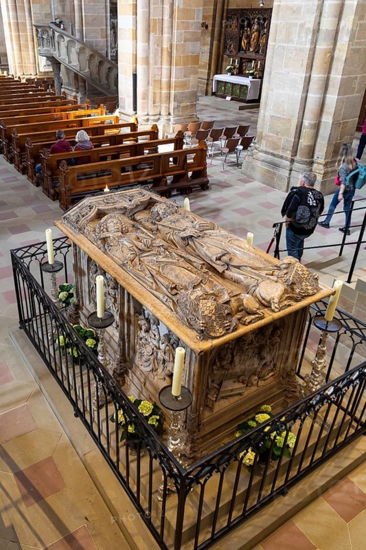 Imperial tomb of Emperor Henry II and Empress Cunegonde in Bamberg Cathedral, Bavaria, Germany
