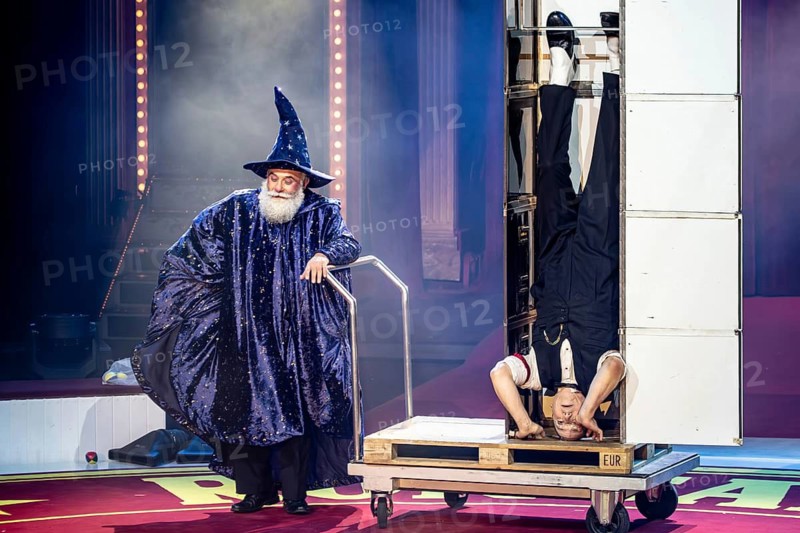 Artists at the 21st Original Roncalli Christmas Circus Berlin in Berlin's Tempodrom on 19.12.2025