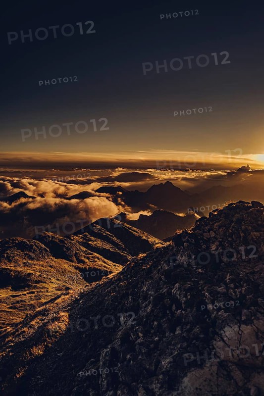 Sunrise hike on the Hochplatte in the Ammergau Alps, Ammergebirge in the Allgäu, Bavaria, Germany