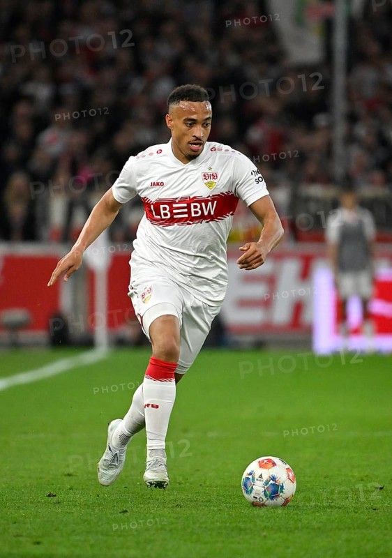 Jamie Leweling VfB Stuttgart (18) Action on the ball Football Bundesliga, MHPArena, MHP Arena Stuttgart, Baden-Württemberg, Germany