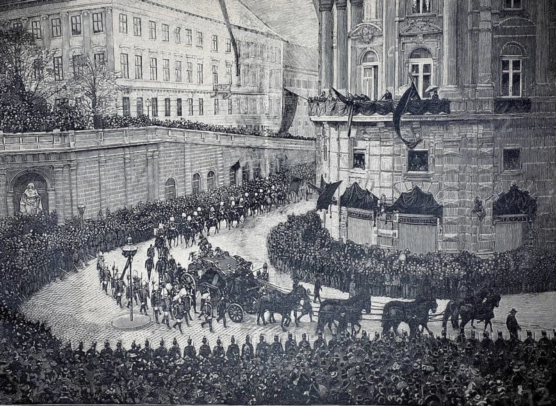 Funeral of Empress Elisabeth in Vienna 1898, Elisabeth of Austria (born 24 December 1837 as Elisabeth Amalie Eugenie in Bavaria in Munich, Bavaria, died 10 September 1898 in Geneva, Switzerland) became Empress of Austria in 1854 through her marriage to her cousin Franz Joseph I., Illustration, Reproduction from a 19th century original. Authentic, file restored for optimal use, exact date of original unknown, Historical, Ceremonial procession with horse-drawn carriages through a crowd of people in front of magnificent historical buildings