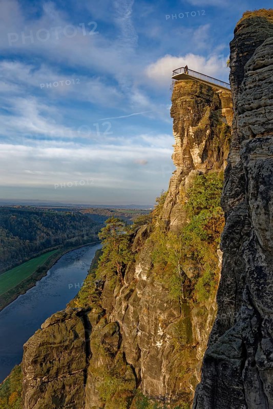 Morning atmosphere, view to the new Basteiaussicht and the river Elbe, Lohmen, Saxon Switzerland, Elbe Sandstone Mountains, Saxony, Germany