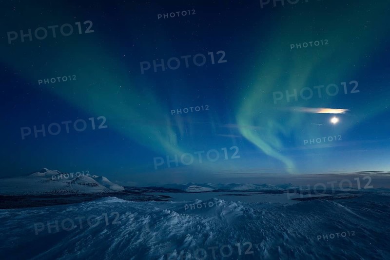 Northern Lights (Aurora borealis) over Lake Akkajaure and the Akkamassif, Stora Sjöfallet National Park, Laponia World Heritage Site, Norrbotten, Lapland, Sweden, April 2021