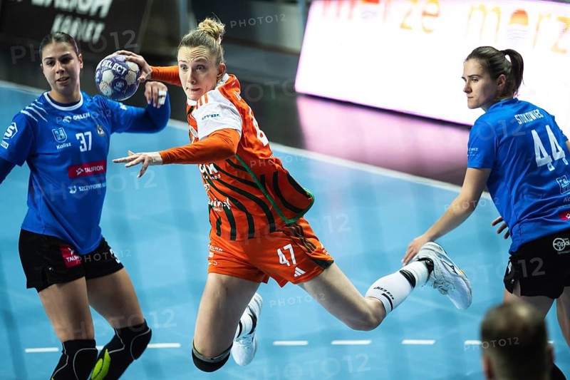 LUBIN, POLAND - FEBRUARY 4, 2026: Handball Orlen Superleague Women match MKS Zaglebie Lubin - Tauron Ruch Szczypiorno Kalisz. In action Kochaniak-Sala Karolina