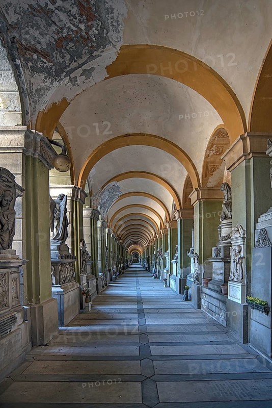 Arcade with tombs at the Monumental Cemetery, Cimitero monumentale di Staglieno), Genoa, Italy