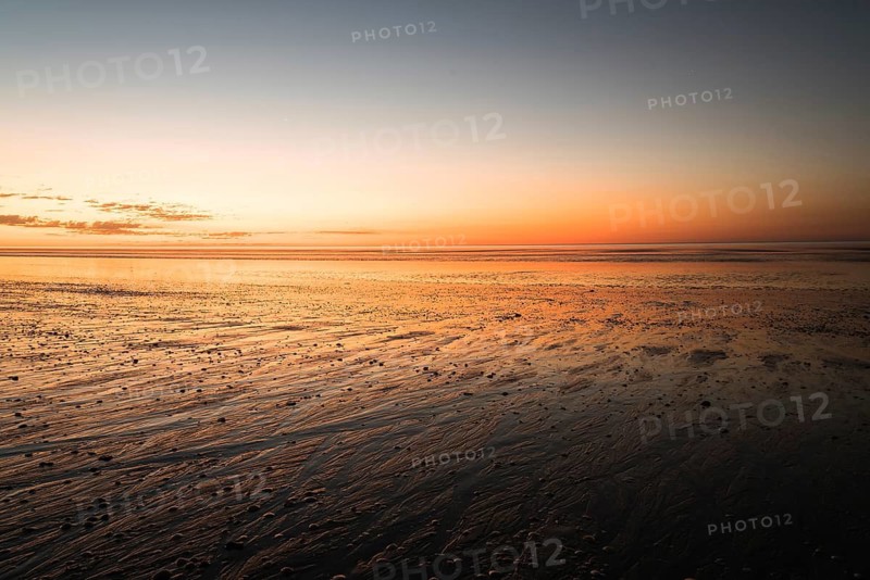 Australia, Western Australia, Broome, sand, sandy beach, beach, seashore, seaside resort, sunset