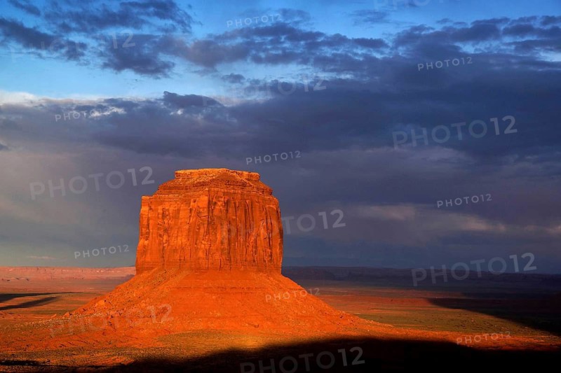 Monument Valley, Utah, Arizona, USA, Valley of Monuments, Utah, Arizona, USA