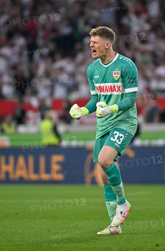 Goal celebration Goalkeeper Alexander Nübel VfB Stuttgart (33) Gesture Gesture MHPArena, MHP Arena Stuttgart, Baden-Württemberg, Germany