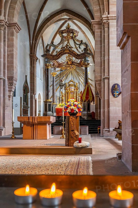 Interior of the Collegiate Church of St. Peter and Alexander with high altar, Stiftsplatz, Aschaffenburg, Lower Franconia, Bavaria, Germany