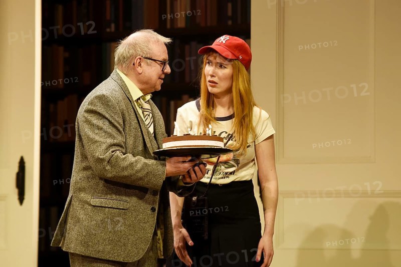Joachim Krol (Wolfgang), Christin Nichols (Helena), Sophia oder das Emde der Humanisten, German premiere, photo rehearsal on 11.03.2026 at the Renaissance Theatre, Berlin, premiere on 15.03.2026