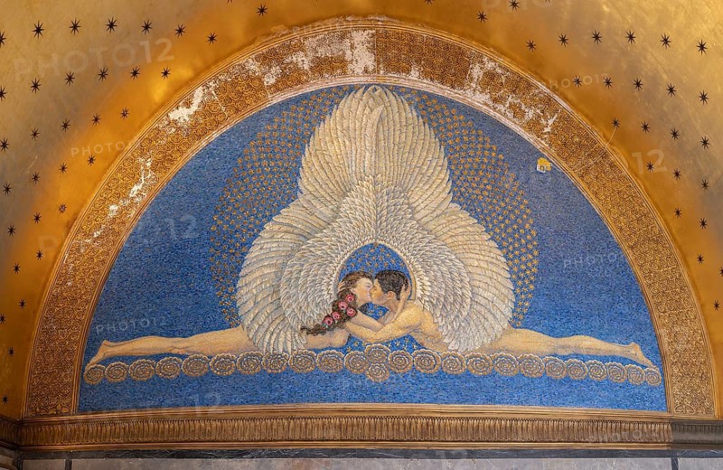 Mosaic painting The Kiss by Joseph Maria Olbrich, wedding tower, Mathildenhöhe Darmstadt, UNESCO World Heritage, Germany