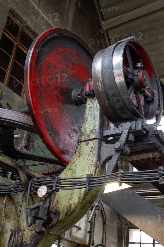 Transmission drive in a drop forge, formerly Dietz & Pfriem valve factory, today Industrial Museum Lauf, Sicharchard Str., Lauf an der Pegnitz, Middle Franconia, Bavaria, Germany