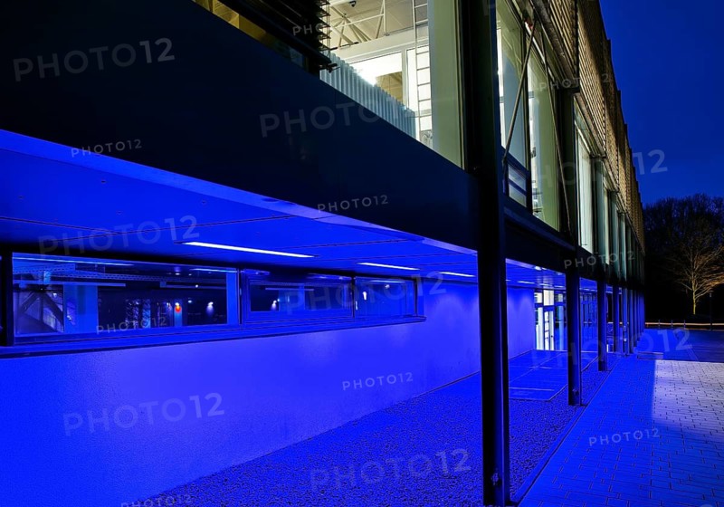 BlueBox Bochum in the evening, Department of Architecture at Bochum University, Central Campus, Ruhr area, North Rhine-Westphalia, Germany