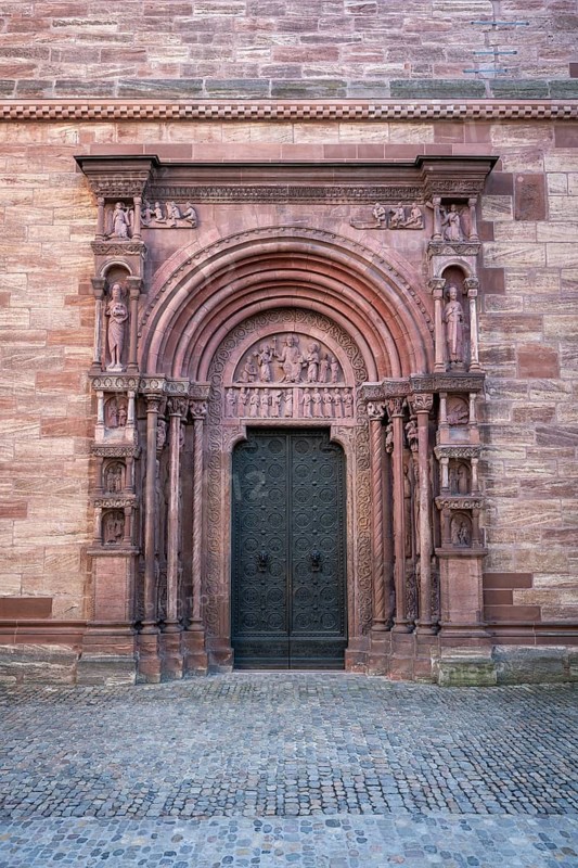 The Gallus Gate, Gallus portal with sculptural decoration and column-supported tabernacles at the northern transept of Basel Cathedral, Old Town, Basel, Canton of Basel-Stadt, Switzerland