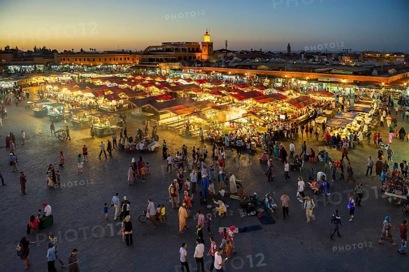 Place Djemma el-Fna, Gauklerplatz, UNESCO World Heritage Site, sunset, Marrakech, Morocco