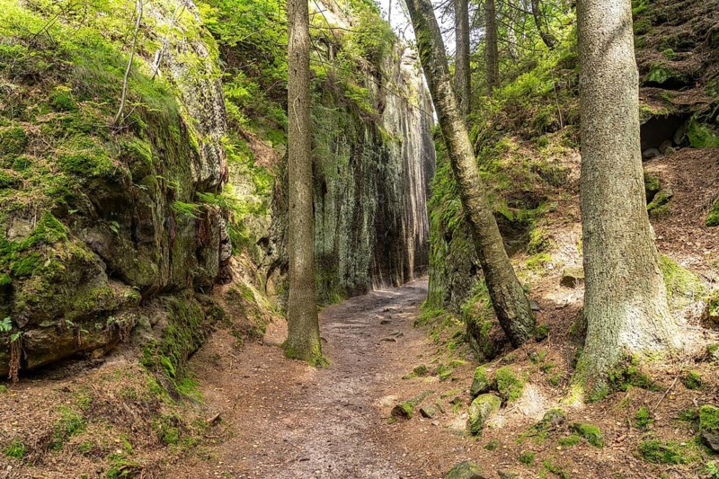 Mühlsteinbrüche hiking area near Jonsdorf in the Zittau Mountains, Upper Lusatia, Saxony, Germany