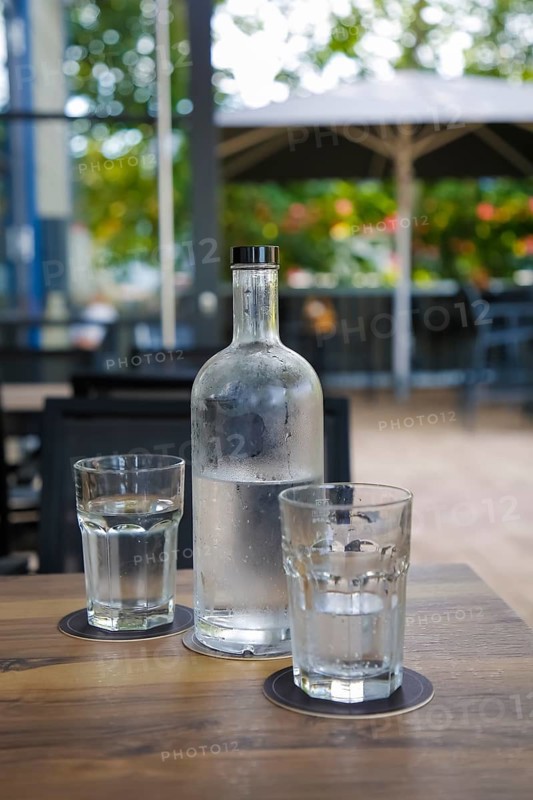Mineral water, sparkling water, water bottle, glass, Rübli Restaurant, pub, bar, restaurant, Swabian cuisine, food and drink, terrace, beer garden, Freiberg am Neckar, Baden-Württemberg, Germany