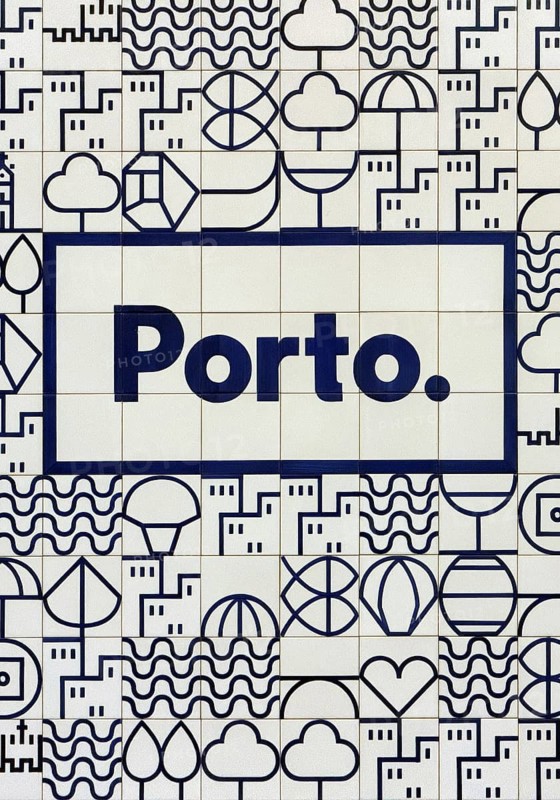 The visual identity logo of the city of Porto, a stylized illustration with blue lines against a white background designed by Studio Eduardo Aires, reminiscent of azulejo tiles