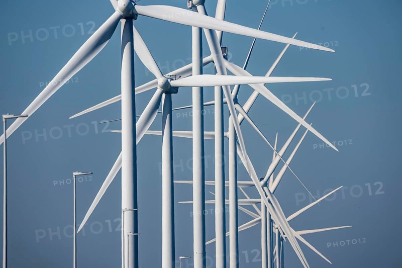 Landtong Rozenburg wind farm, Noordzeeweg, 11 Vestas wind turbines, with an output of 34 MW and an annual result of 117 gigawatts, which corresponds to the consumption of approximately 43, 000 households, on a headland on Nieuwe Waterweg, at Europoort harbour, hub height 130 meters, rotor diameter 26 meters, near Rotterdam, the Netherlands