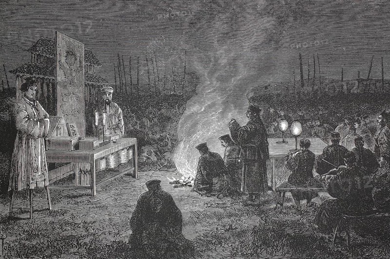 A funeral service in Su-tscheu, from the Sosnowski Voyage through China, The Sosnowski Expedition (1874-1875) was an important Russian research and trade mission to China. Its aim was to open up new land routes for trade, and to examine the economic prospects, Illustration, Reproduction from a 19th century original. Authentic, file restored for optimal use, exact date of original unknown, Historical