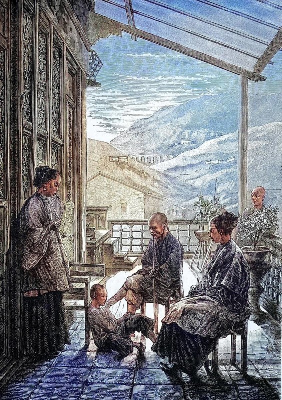 Family scene in old China, coloured wood engraving, reproduction from a model from ca 1888, historical, family on a veranda with a view of the mountains, children playing, adults in conversation