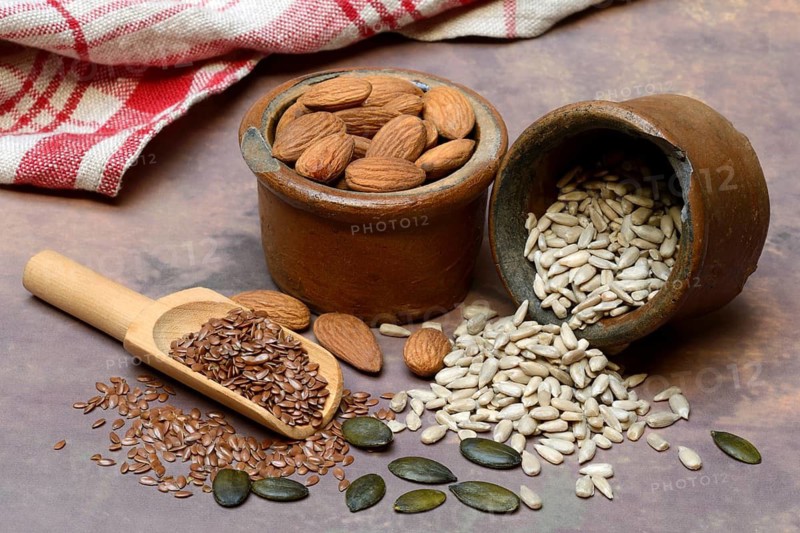 Potty kernels, mix of almond seeds, sunflower seeds, linseeds and pumpkin seeds