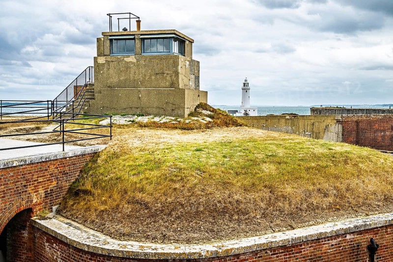 Hurst Point Lighthouse and Hurst Castle, Hurst Spit, Milford on Sea, Lymington, Hampshire, UK