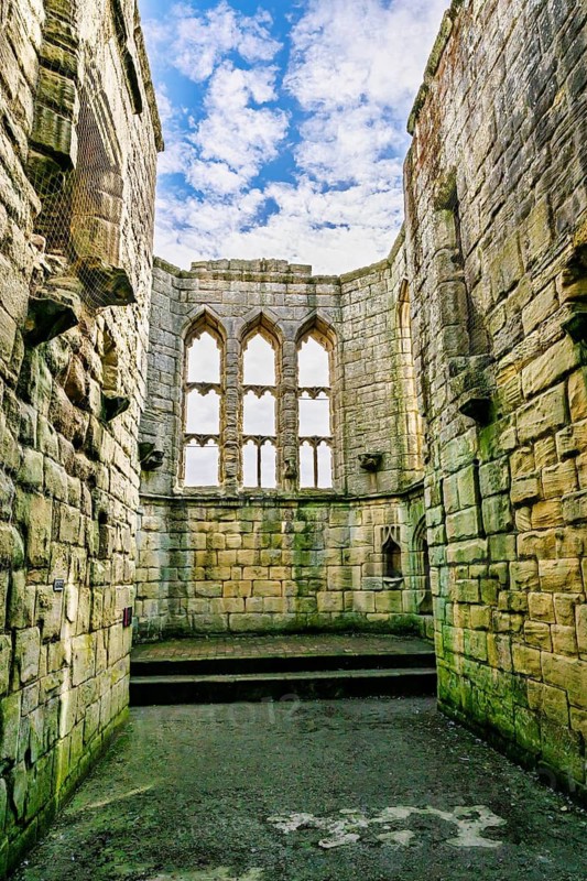 Ruins of Warkworth Castle, River Coquet, Warkworth, Northumberland, England, UK