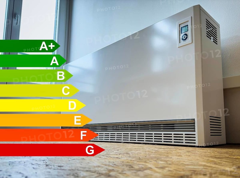 Night storage heating in a room in Düsseldorf, energy efficiency classes according to the GEG, Germany