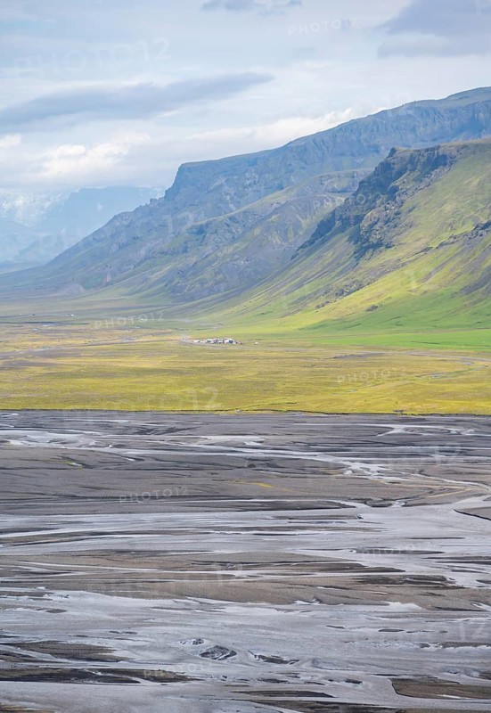 View from a hill, view over alluvial land, meandering river, Dímonarhellir, Suðurland, Iceland