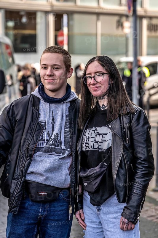 The neo-Nazi group Jung und Stark, JS, demonstrates in the city centre of Essen, demanding the remigration of foreigners, chanting Deutschland den Deutschen Ausländer raus, approx. 150 ultra right-wingers, dressed in black and wearing typical scene clothing, several groups demonstrate against the Nazi march, Essen, North Rhine-Westphalia, Germany