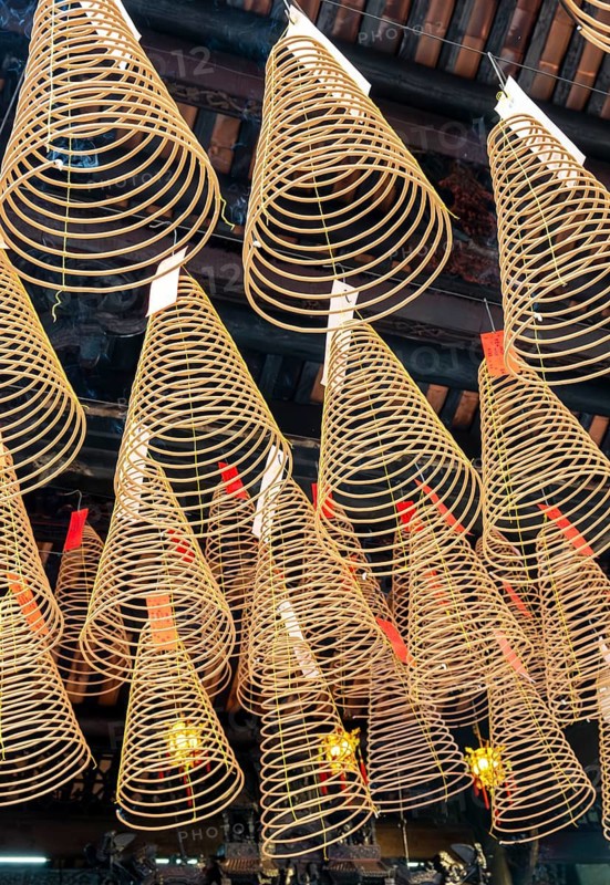Hanging spiral incense sticks, Thien Hau Pagoda, Saigon Chinatown, Ho Chi Minh City, Vietnam