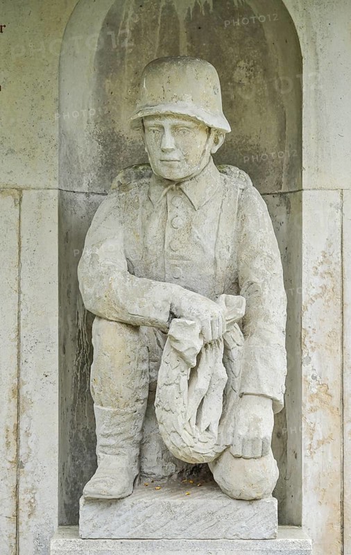 War memorial for dead soldiers in the 1st World War, Linum, Brandenburg, Germany