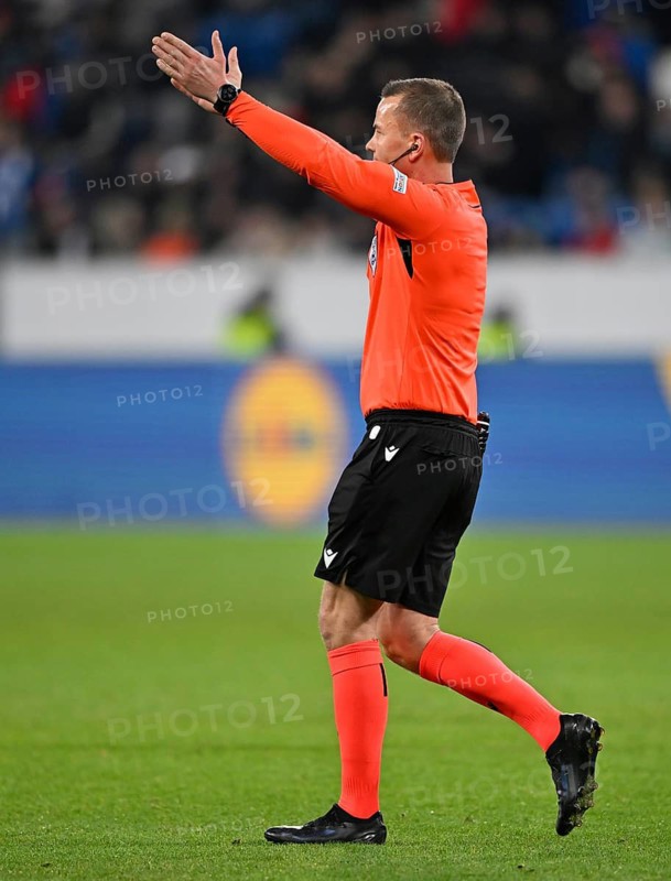 Referee Referee Morten Krogh (DEN) Gesture Gesture Europa League, PreZero Arena, Sinsheim, Baden-Württemberg, Germany