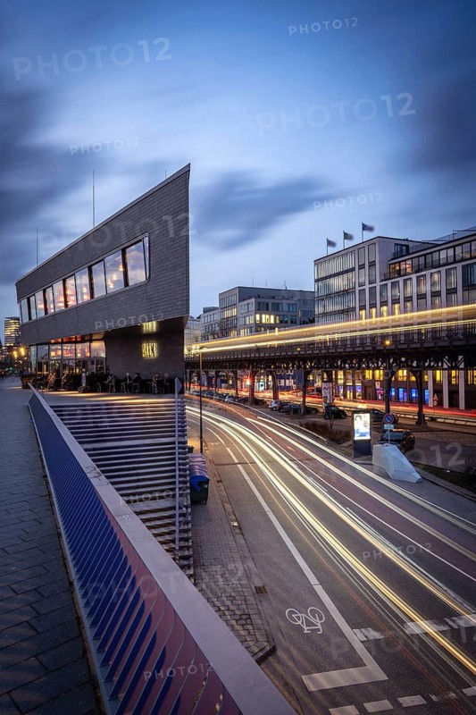 Café ALEX Hamburg Überseebrücke an den Landungsbrücke at the Blue Hour with light strips from subway and vehicles as long exposure, Baumwall, Hamburg, Germany