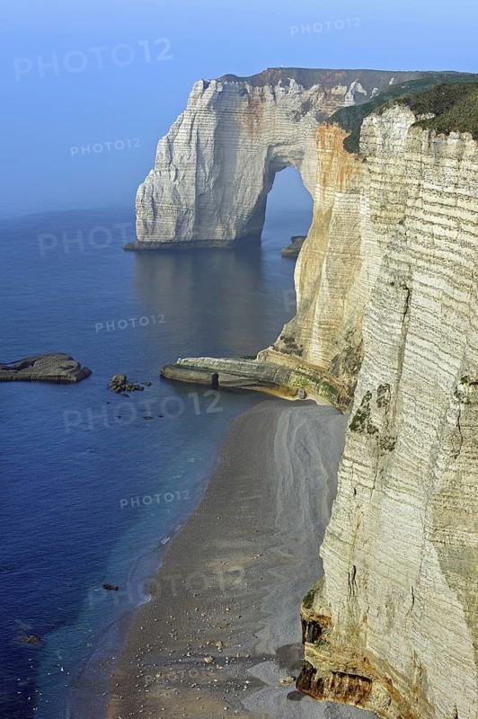 La Manneporte at sunset, a natural arch in the chalk cliffs at Etretat, Côte d'Albâtre, Upper Normandy, France