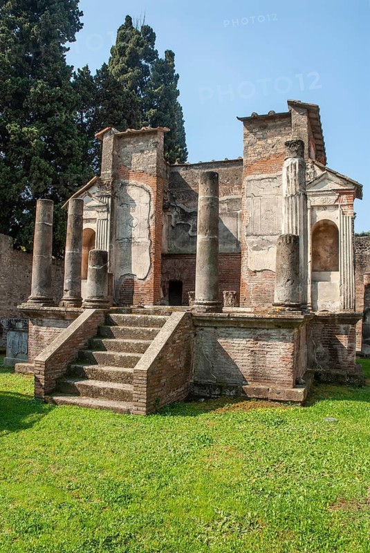 Ruins in the archaeologic site of Pompei, UNESCO World Heritage Site, province of Naples Campania, Italy, Southern Europe