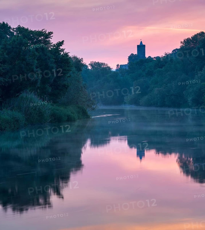 Sunrise on the Saale, the ruins of Schönburg Castle are reflected, Naumburg, Saxony-Anhalt, Germany
