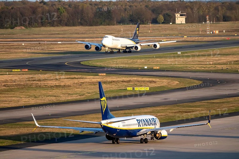 UPS cargo plane, Boeing 747-8F, jumbo jet, taking off from Cologne-Bonn Airport, CGN, North Rhine-Westphalia, Germany