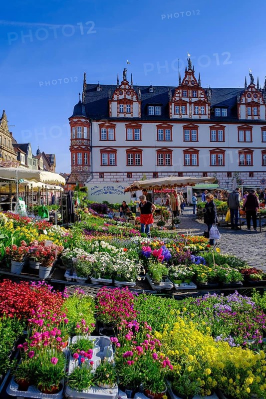 Historic town hall, Grüner Markt on the market square, Coburg, Upper Franconia, Franconia, Bavaria, Germany
