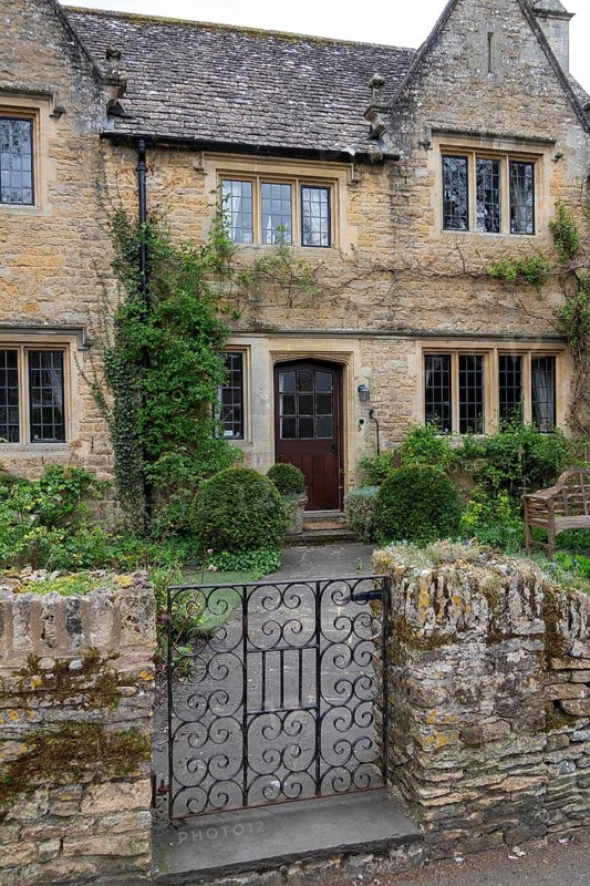 Honey-coloured house, Bourton-on-the-Water, The Cotswolds, Gloucestershire, England, United Kingdom