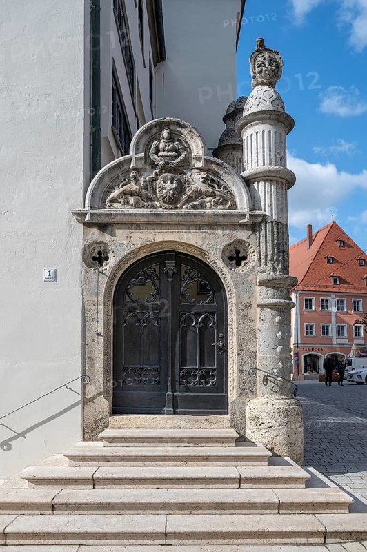 Round arch portal from 1618, town hall, 14th century, Marktplatz 1, Nördlingen, Bavaria, Germany